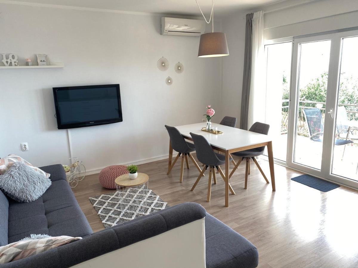 Apartman Irena 2 Dramalj Exterior foto